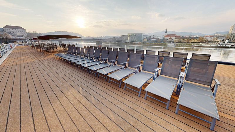 Sun Deck